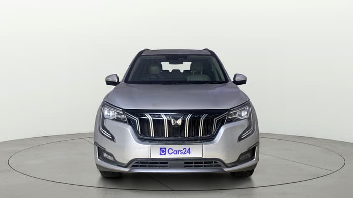 2023 Mahindra XUV700 AX 7 LUXURY D AT 7 STR, Diesel, Automatic, 1,40,211 km, Front
