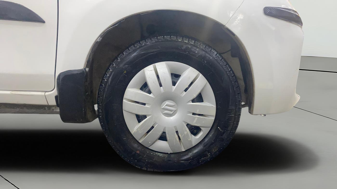 2021 Maruti Alto VXI, Petrol, Manual, 81,429 km, Right Front Wheel
