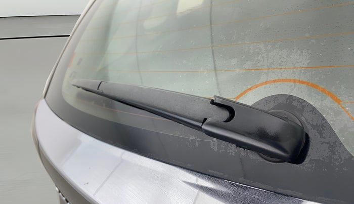 2020 Maruti Baleno ZETA PETROL 1.2, Petrol, Manual, 99,669 km, Rear Wiper