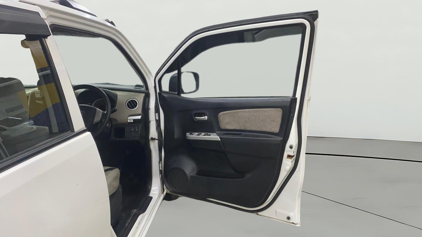2015 Maruti Wagon R 1.0 VXI, Petrol, Manual, 44,408 km, RHS Front Door