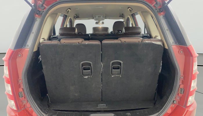 2014 Mahindra XUV500 W8, Diesel, Manual, 85,652 km, Boot Open Zoomed View