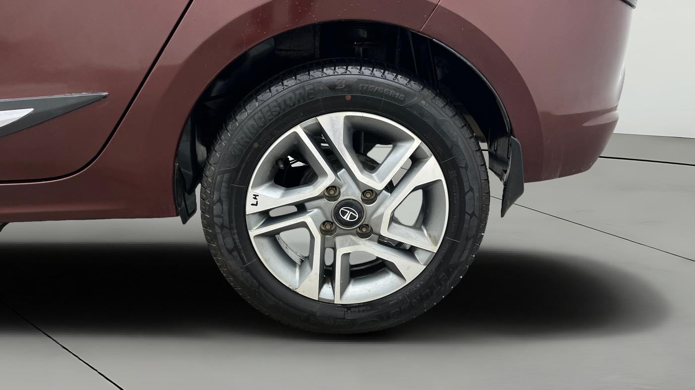2022 Tata TIGOR XZA PLUS PETROL, Petrol, Automatic, 45,837 km, Left Rear Wheel