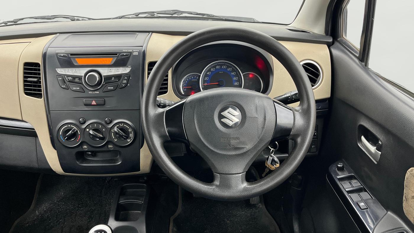 2018 Maruti Wagon R 1.0 VXI+, Petrol, Manual, 23,045 km, Steering Wheel Close Up
