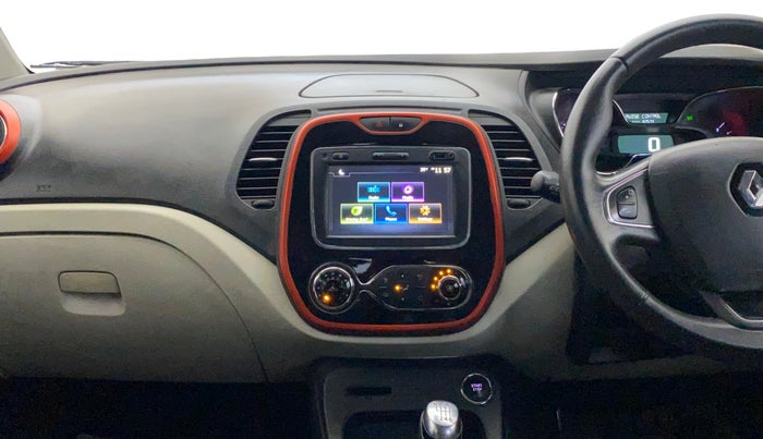 2019 Renault Captur PLATINE DIESEL DUAL TONE, Diesel, Manual, 83,603 km, Air Conditioner