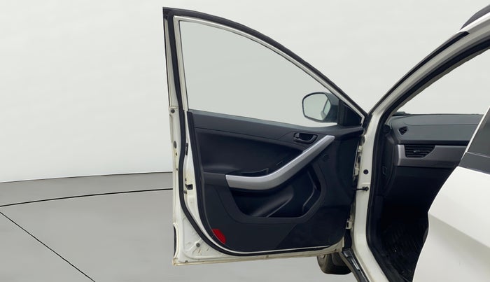 2022 Tata NEXON XM SUNROOF DIESEL, Diesel, Manual, 56,602 km, LHS Rear Door