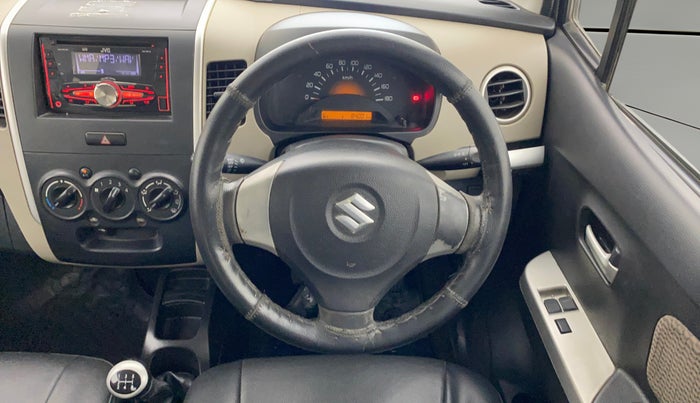 2015 Maruti Wagon R 1.0 LXI, Petrol, Manual, 84,000 km, Steering Wheel Close Up