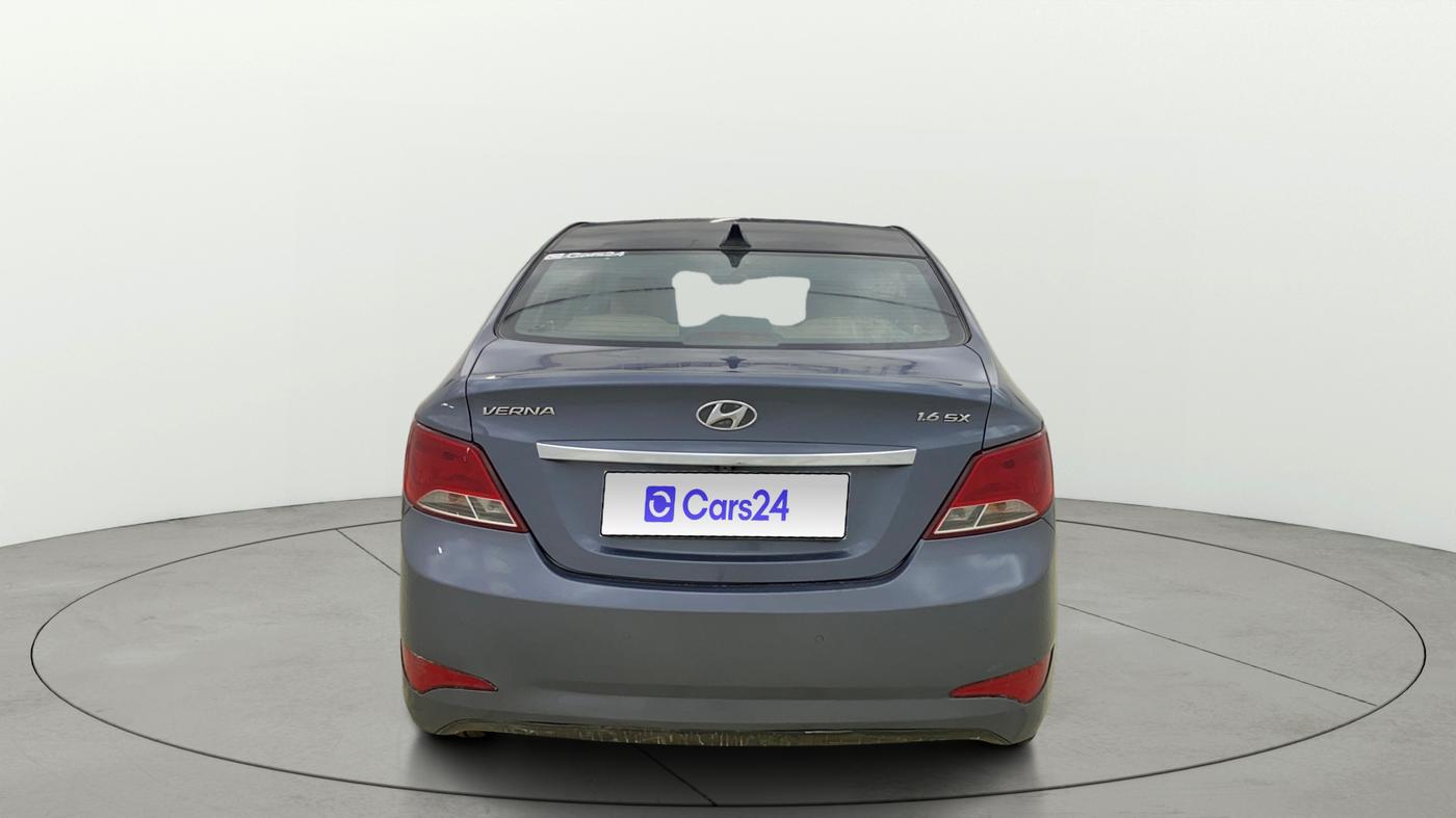 2016 Hyundai Verna 1.6 VTVT SX, Petrol, Manual, 65,299 km, Back/Rear