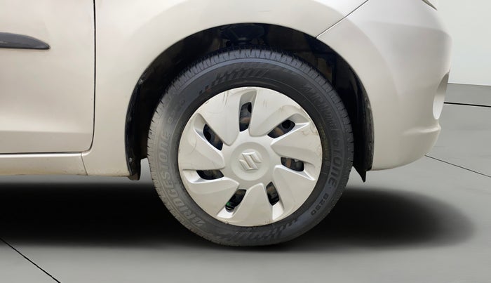2014 Maruti Celerio ZXI, Petrol, Manual, 1,12,987 km, Right Front Wheel
