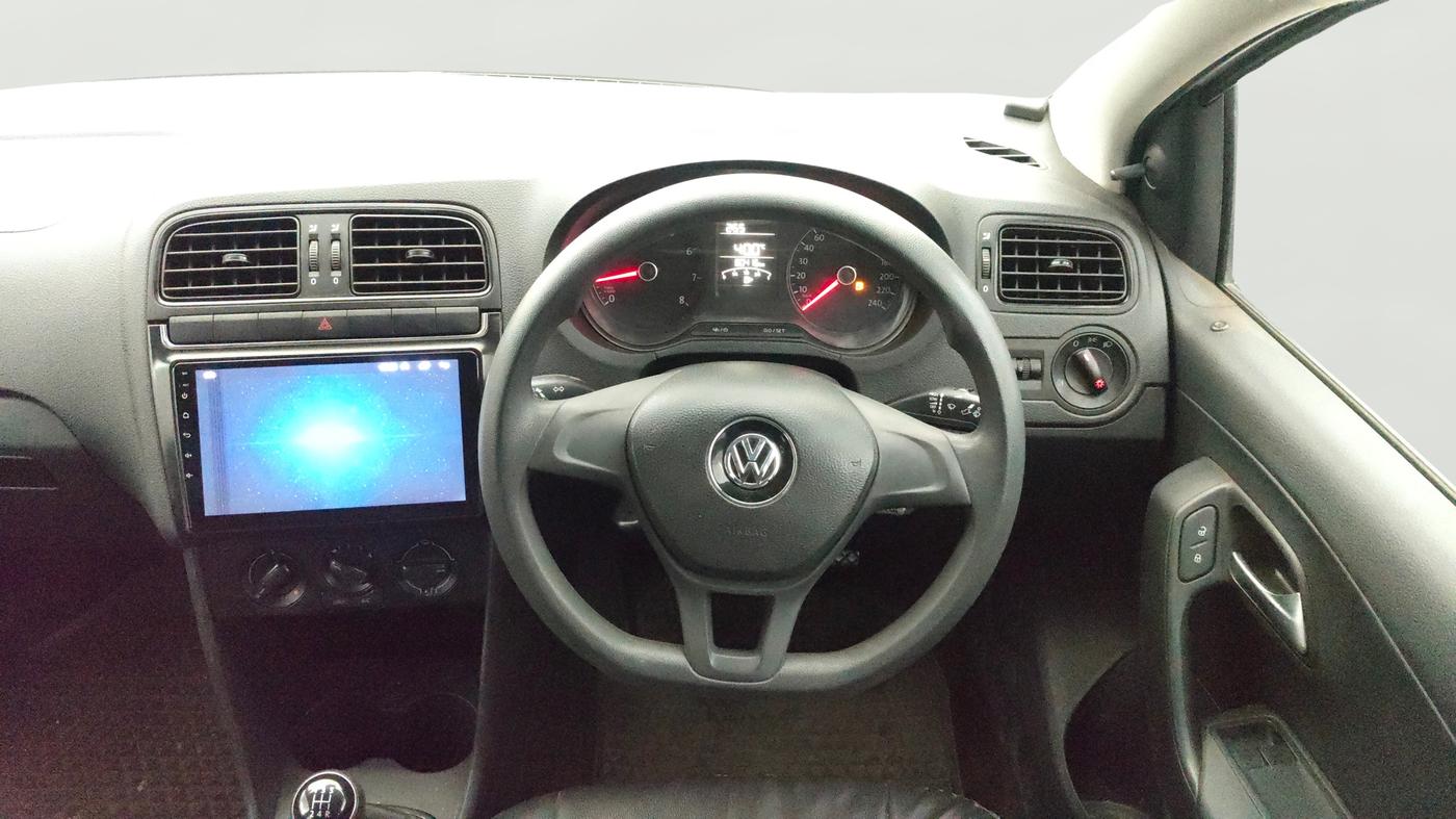2020 Volkswagen Polo TRENDLINE 1.0L, Petrol, Manual, 80,392 km, Steering Wheel Close Up