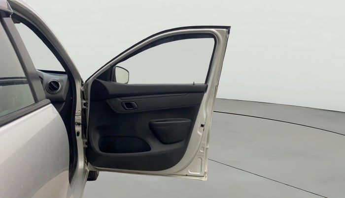 2017 Renault Kwid RXL 1.0, Petrol, Manual, 30,545 km, RHS Front Door