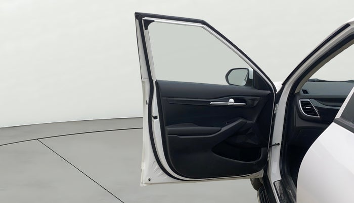 2020 KIA SELTOS HTK PLUS 1.5, Petrol, Manual, 23,014 km, LHS Front Door