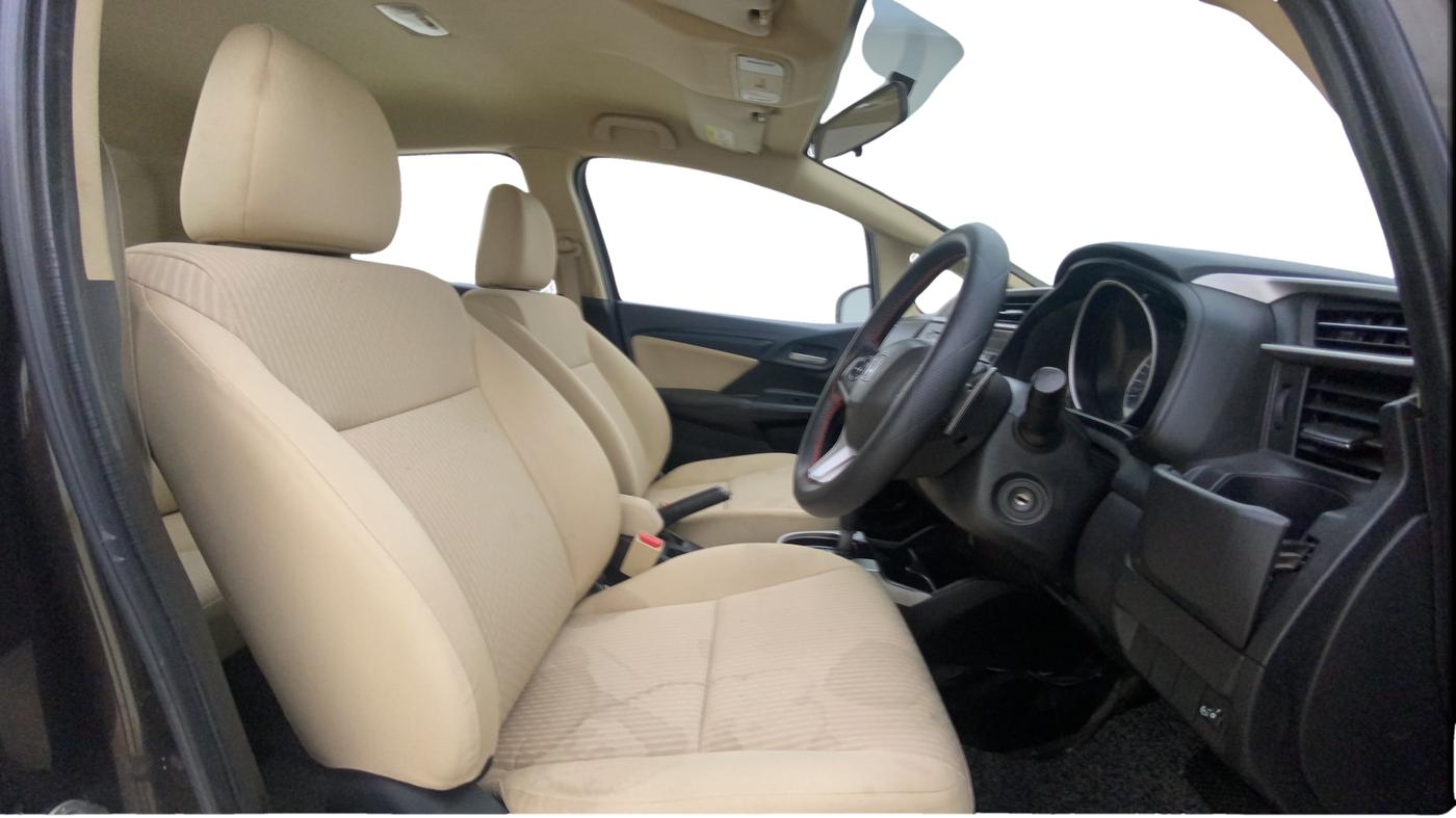 2021 Honda Jazz 1.2L I-VTEC V CVT, Petrol, Automatic, 42,131 km, Right Side Front Door Cabin