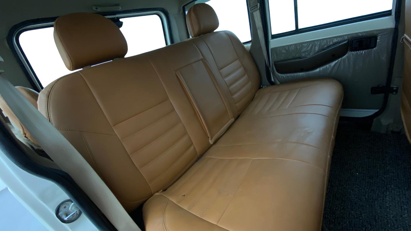 2021 Mahindra Bolero B6 (O), Diesel, Manual, 42,825 km, Right Side Rear Door Cabin