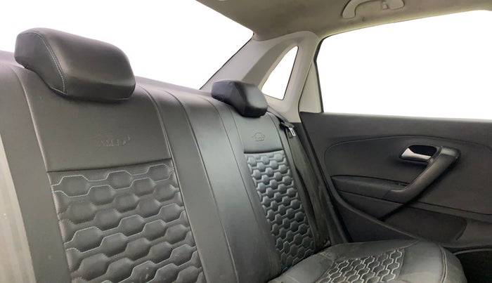 2017 Volkswagen Ameo COMFORTLINE 1.5L, Diesel, Manual, 68,636 km, Right Side Rear Door Cabin