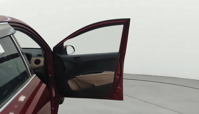 2015 Hyundai Grand i10 MAGNA 1.2 KAPPA VTVT, CNG, Manual, 67,066 km, RHS Front Door