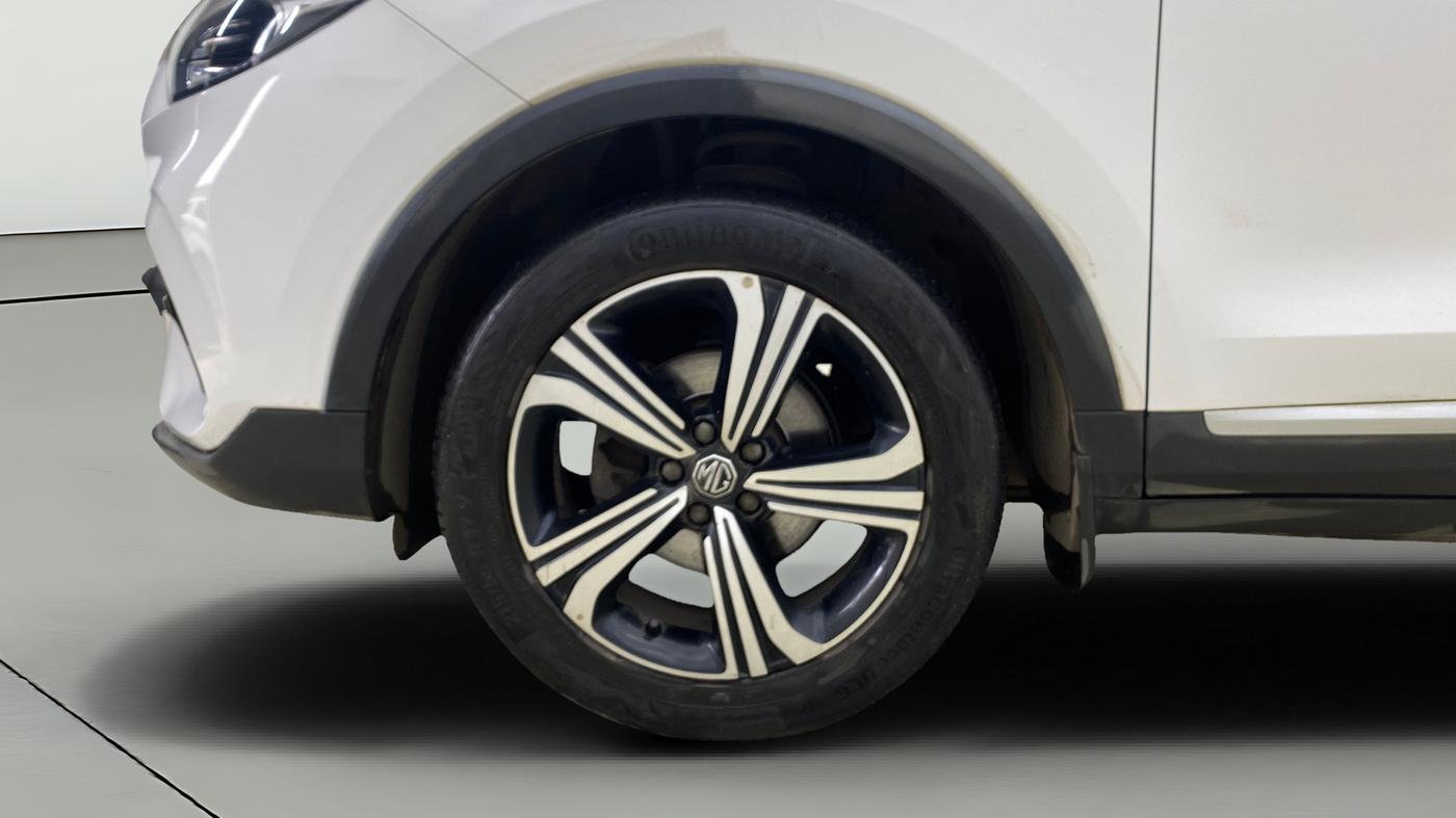 2022 MG ASTOR SHARP 1.5 MT, Petrol, Manual, 43,322 km, Left Front Wheel