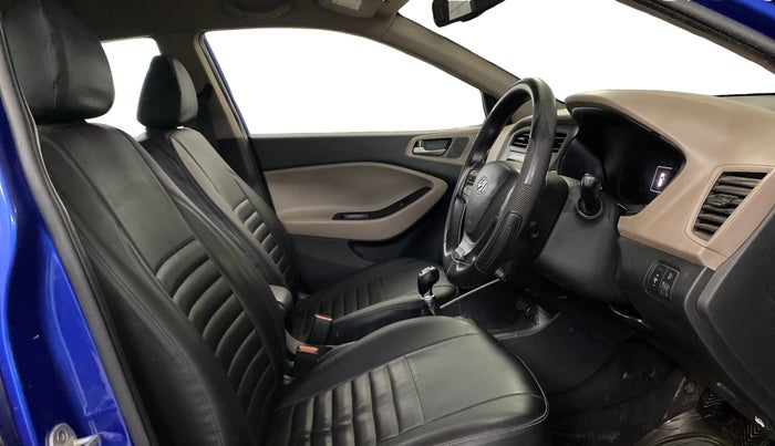 2015 Hyundai Elite i20 ASTA 1.2, Petrol, Manual, 1,01,276 km, Right Side Front Door Cabin