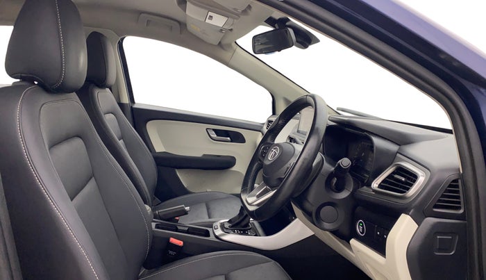 2022 Tata ALTROZ XZ PLUS PETROL, Petrol, Manual, 12,491 km, Right Side Front Door Cabin