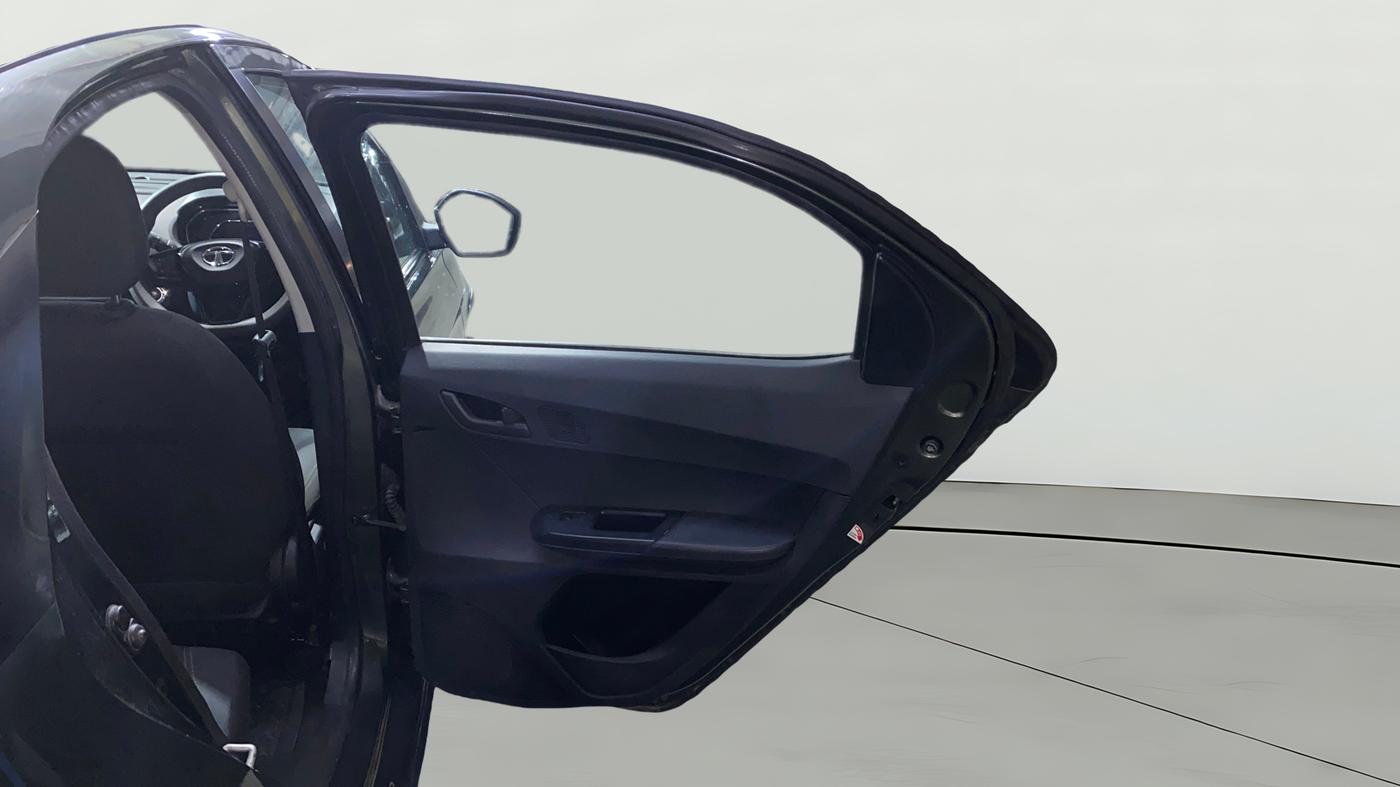 2022 Tata TIAGO NRG XZ MT, Petrol, Manual, 28,771 km, RHS Rear Door