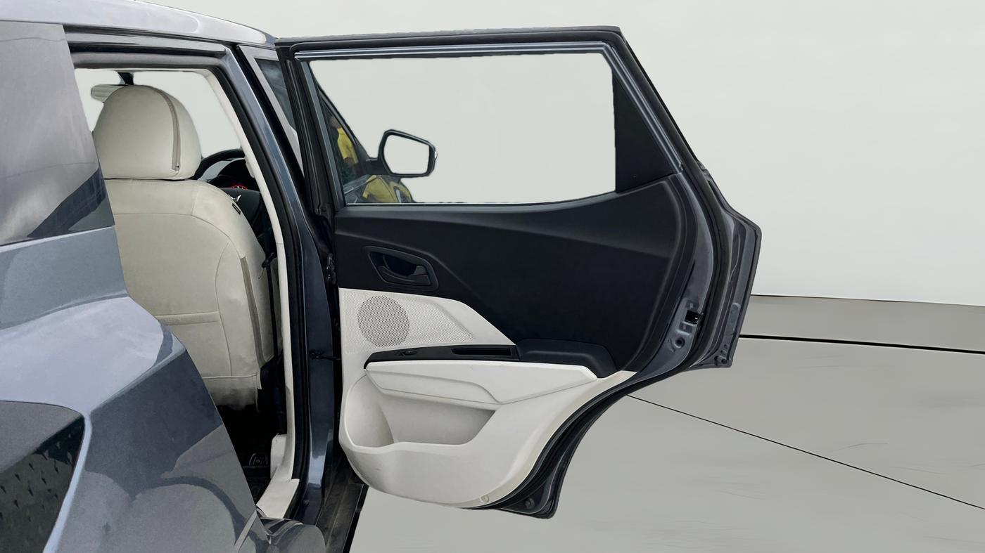 2024 Mahindra XUV 3XO MX3 Pro 1.5 Turbo Diesel, Diesel, Manual, 9,635 km, RHS Rear Door