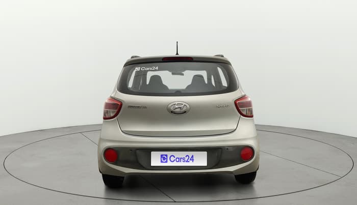 2018 Hyundai Grand i10 SPORTZ AT 1.2 KAPPA VTVT, Petrol, Automatic, 60,312 km, Back/Rear