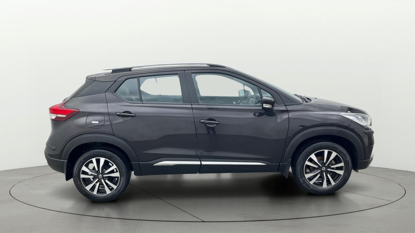 2022 Nissan Kicks XV TURBO 1.3, Petrol, Manual, 33,562 km, Right Side View
