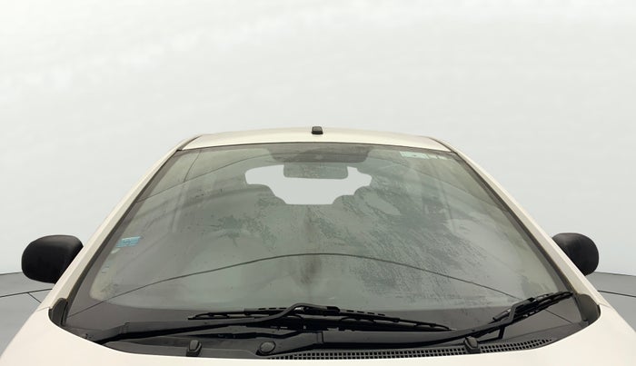 2015 Hyundai Eon ERA +, CNG, Manual, 1,23,572 km, Front Windshield