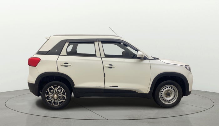 2022 Maruti Vitara Brezza LXI, Petrol, Manual, 28,462 km, Right Side View