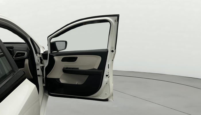 2021 Tata ALTROZ XT PETROL, Petrol, Manual, 43,266 km, RHS Front Door