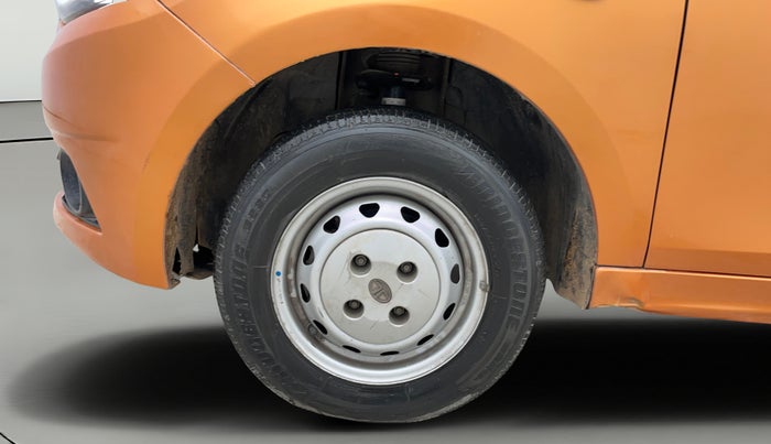 2016 Tata Tiago XM PETROL, Petrol, Manual, 68,448 km, Left Front Wheel