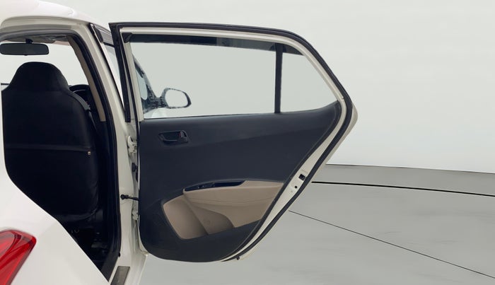 2018 Hyundai Grand i10 MAGNA 1.2 KAPPA VTVT CNG, CNG, Manual, 71,290 km, RHS Rear Door