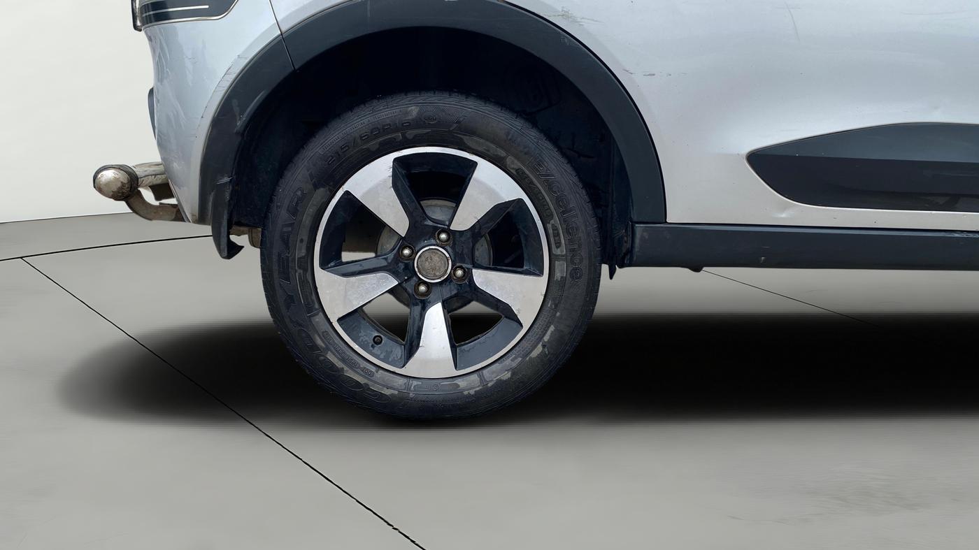 2019 Tata NEXON XZ PLUS PETROL, Petrol, Manual, 76,189 km, Right Rear Wheel
