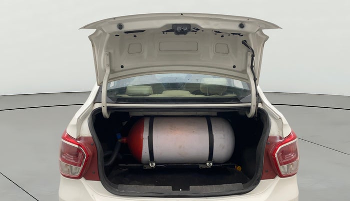 2015 Hyundai Xcent S (O) 1.2, CNG, Manual, 72,300 km, Boot Door Open