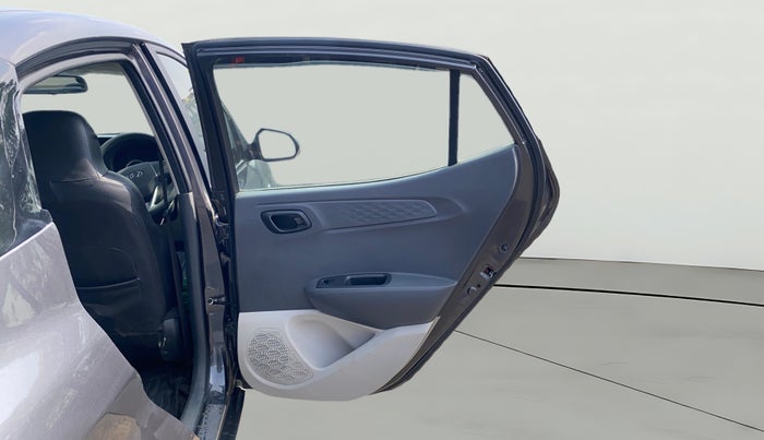 2022 Hyundai AURA S 1.2 AMT, Petrol, Automatic, 21,153 km, RHS Rear Door