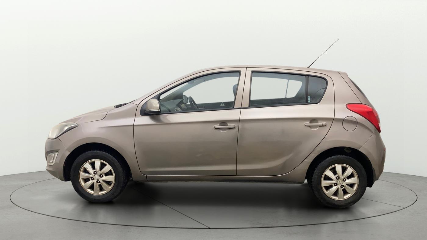 2013 Hyundai i20 SPORTZ 1.4 CRDI, Diesel, Manual, 1,46,594 km, Left Side