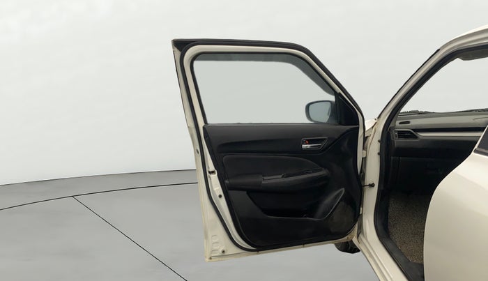 2022 Maruti Swift VXI, Petrol, Manual, 47,953 km, LHS Front Door