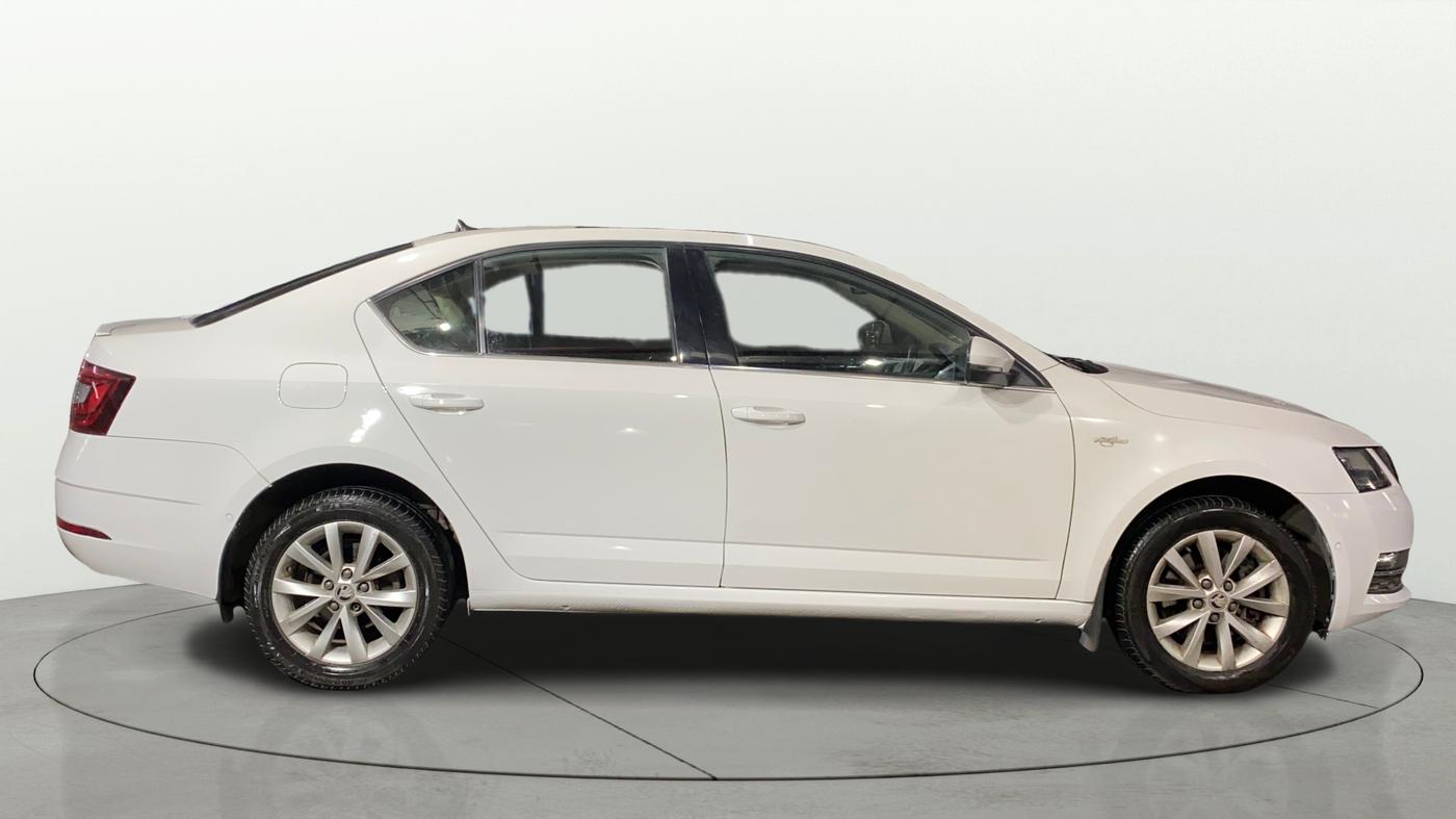 2019 Skoda Octavia L&K 1.8 TSI AT, Petrol, Automatic, 41,967 km, Right Side View