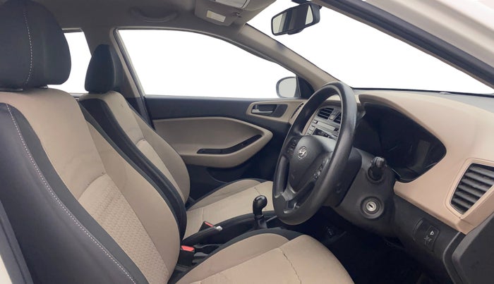 2016 Hyundai Elite i20 SPORTZ 1.2, Petrol, Manual, 89,473 km, Right Side Front Door Cabin