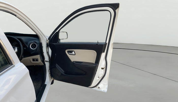 2021 Maruti Alto LXI CNG, CNG, Manual, 74,348 km, RHS Front Door