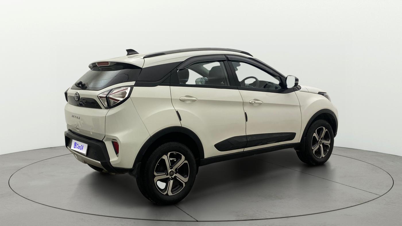 2022 Tata NEXON XZ Plus LUX, Petrol, Manual, 16,057 km, Right Back Diagonal