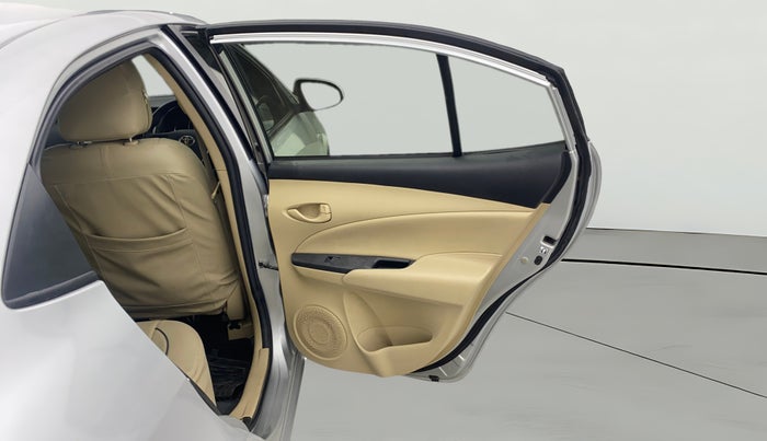 2019 Toyota YARIS J MT, Petrol, Manual, 1,27,430 km, RHS Rear Door