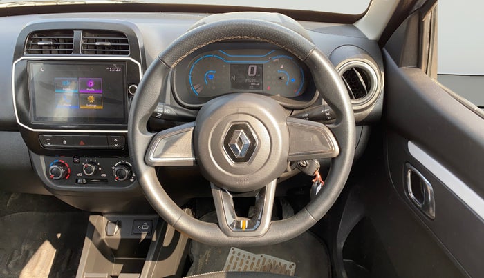 2022 Renault Kwid CLIMBER 1.0 AMT, Petrol, Automatic, 27,697 km, Steering Wheel Close Up