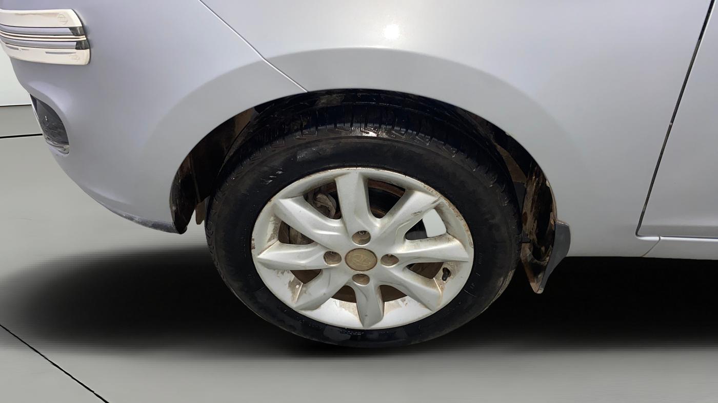 2016 Tata Zest XT PETROL, Petrol, Manual, 32,441 km, Left Front Wheel
