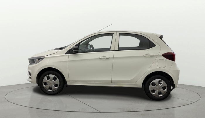 2023 Tata Tiago XT (O) PETROL, Petrol, Manual, 15,127 km, Left Side