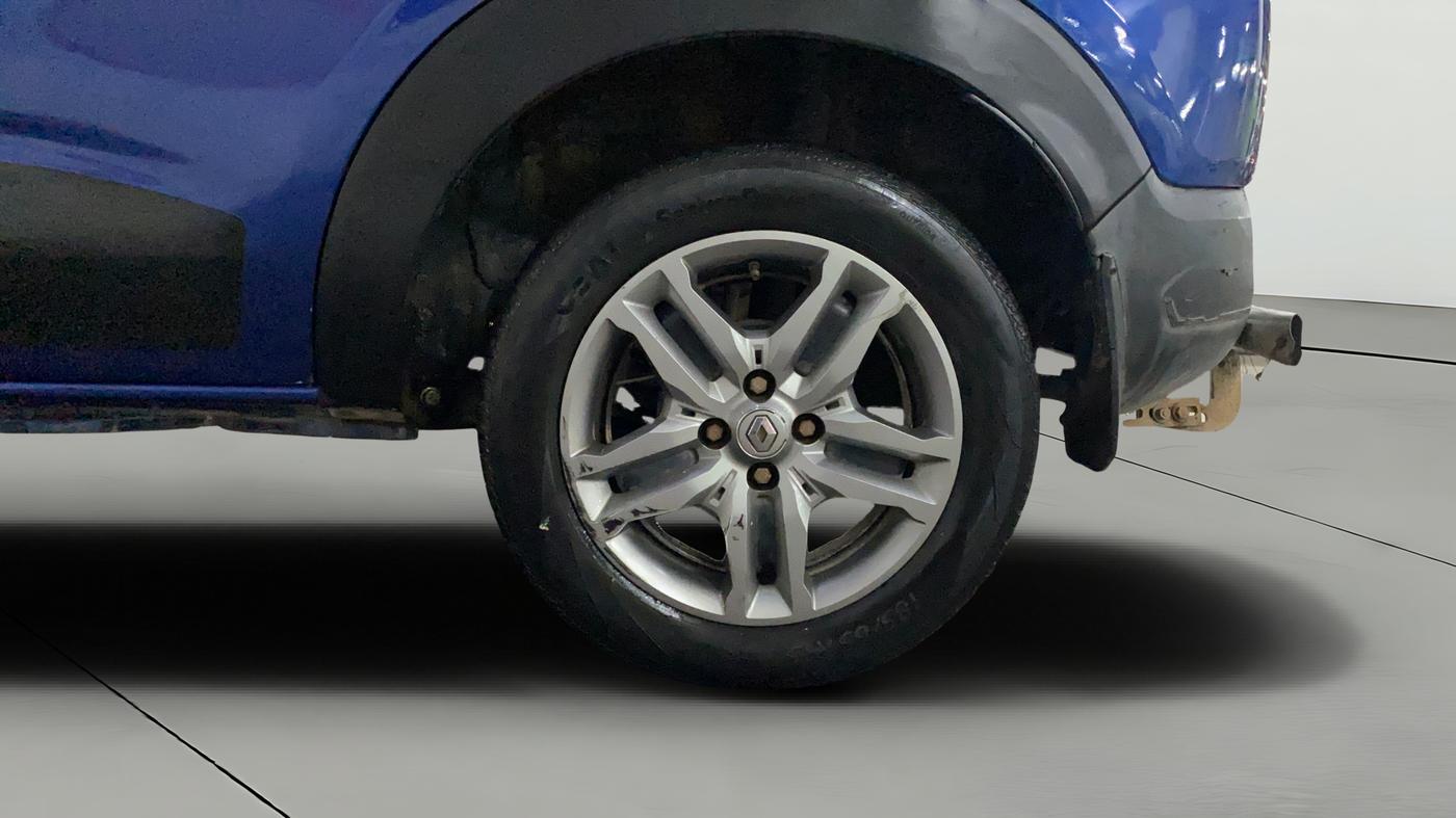 2020 Renault TRIBER RXZ, CNG, Manual, 81,301 km, Left Rear Wheel