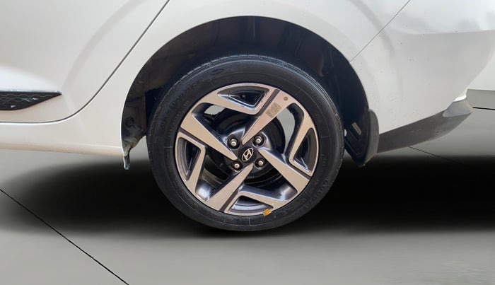 2022 Hyundai AURA SX PLUS 1.2 AMT, Petrol, Automatic, 67,386 km, Right Rear Wheel