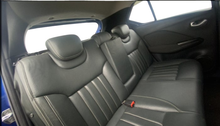 2019 Nissan Kicks XV DIESEL, Diesel, Manual, 81,657 km, Right Side Rear Door Cabin