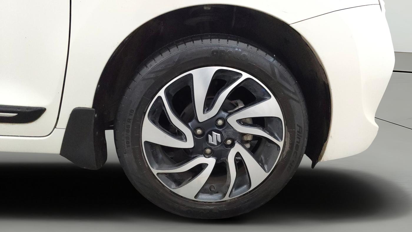 2021 Maruti Baleno ZETA PETROL 1.2, Petrol, Manual, 28,025 km, Right Front Wheel