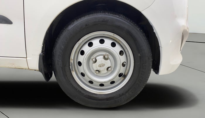 2015 Hyundai i10 MAGNA 1.1, Petrol, Manual, 49,188 km, Right Front Wheel