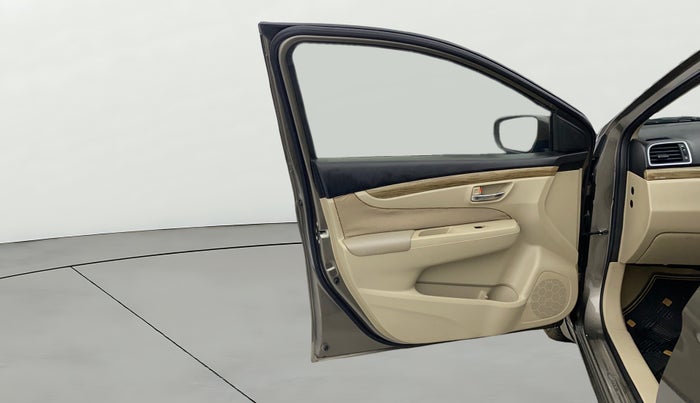 2018 Maruti Ciaz DELTA DIESEL 1.3, Diesel, Manual, 29,814 km, LHS Front Door